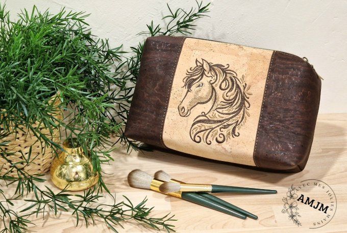 Trousse de toilette cheval